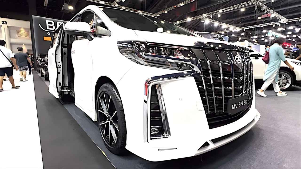 Toyota Alphard 2.5 Hybrid E-Four 2026: Lujo, Tecnología Híbrida y Confort Premium en Cada Viaje